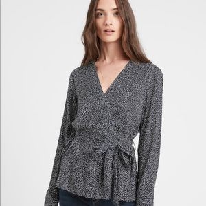 Banana Republic Petite Tie-Waist Blouse XXS